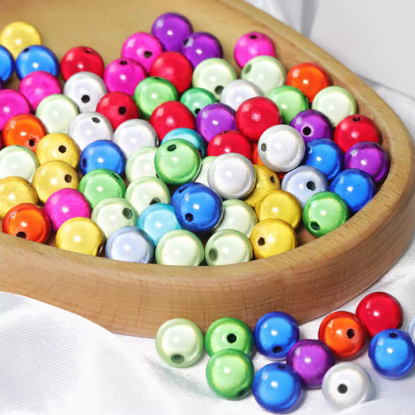 100pcs Acrylic 2D Anime Effect Laser Shine Beads