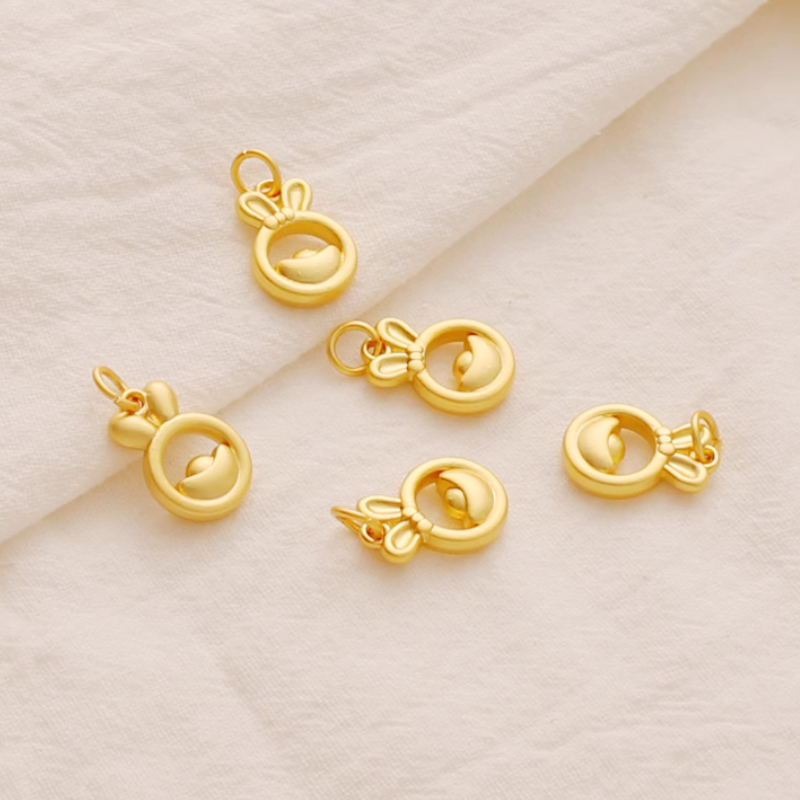 Alloy Gold Electroplated Happiness Words Pendant Piece