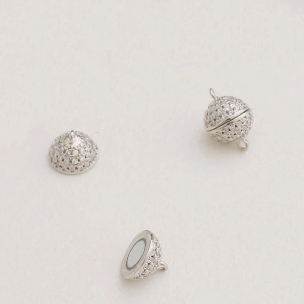 Brass Round Zirconic Magnetic Clasp
