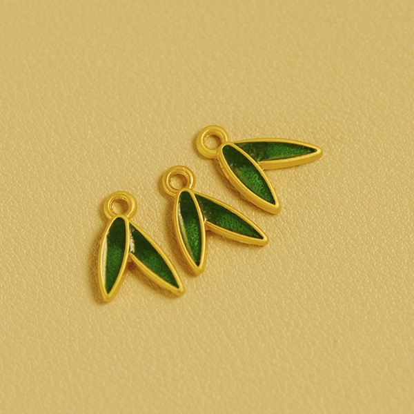 Alloy Gilded Bamboo Leaf Dispensing Pendants