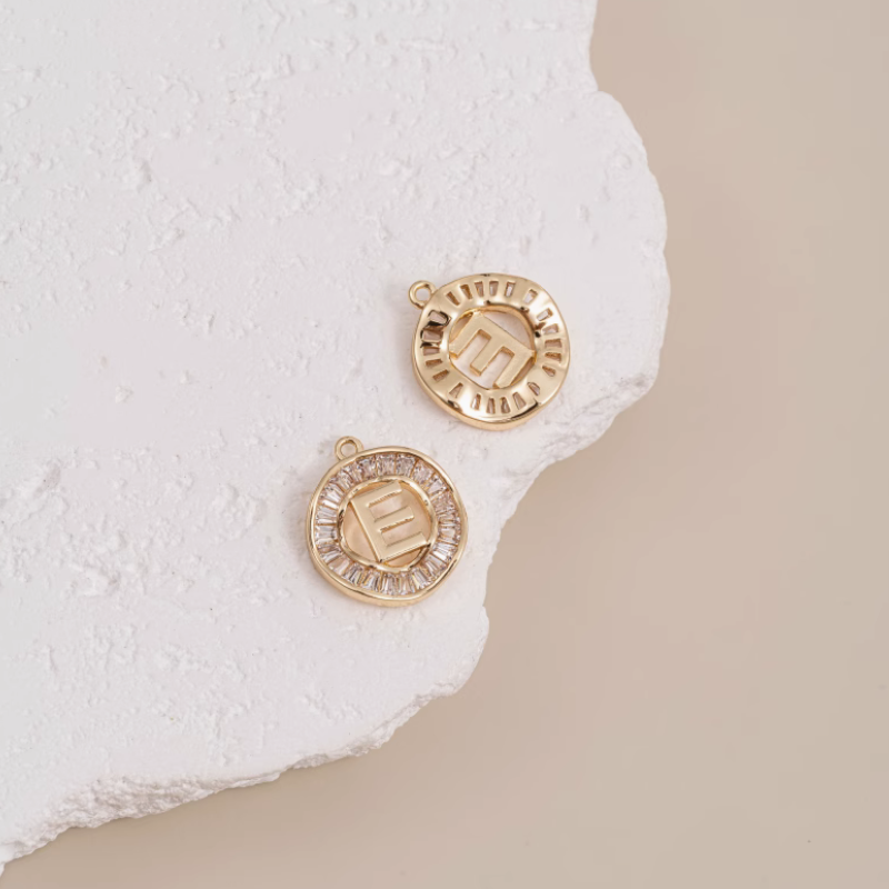 Brass 26 Letters Zircon Round Charms Piece Jewelry Pendants-PMQZ-01