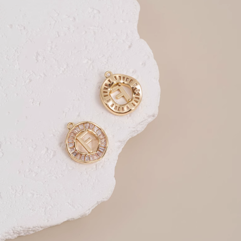 Brass 26 Letters Zircon Round Charms Piece Jewelry Pendants-PMQZ-01