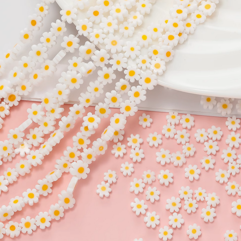 Glass White Daisy Flower Beads