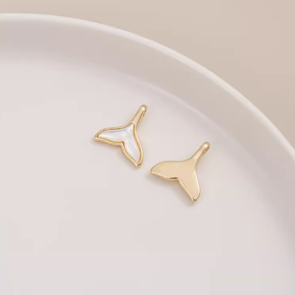 Brass Shell Whale Fish Tail Pendant Charms Color Preservation-PMYW