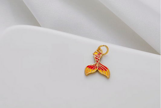 Alloy Dispensing Fish Tail Piece Pendant 18K Plated - PMMY-02