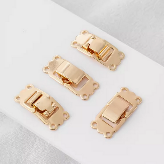 Brass 2 Holes Per Row Watch Clasp Style Snap, Gold Plated -CMKD-01