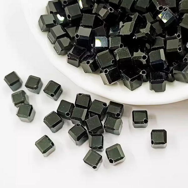 20pcs Facted Square Glass Beads Diamond Effect Dazzle