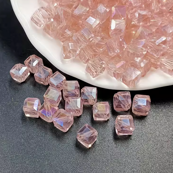 20pcs Facted Square Glass Beads Diamond Effect Dazzle