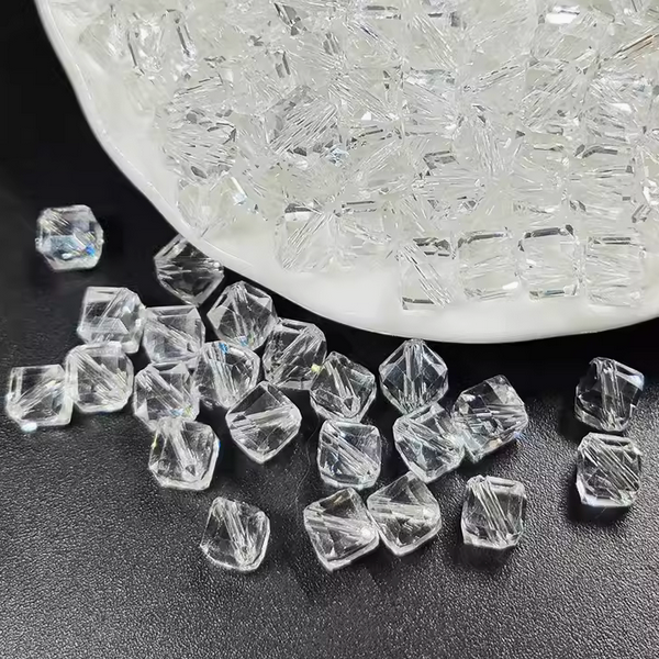 20pcs Facted Square Glass Beads Diamond Effect Dazzle