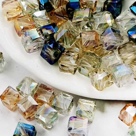 20pcs Facted Square Glass Beads Diamond Effect Dazzle