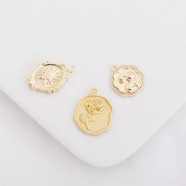 Brass Gilded Pendant Piece Rose/Sun/Rabbit