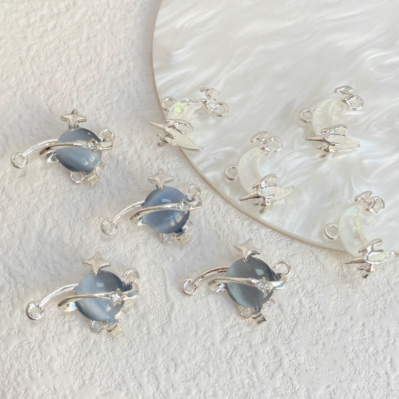 Alloy Pendants Track Planet And Moon Fairy Charms