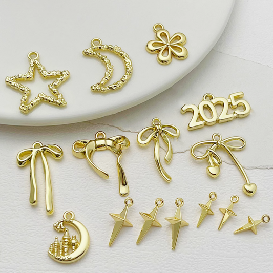 Alloy Gold Plated Fashion Daily Jewelry Pendant Charms